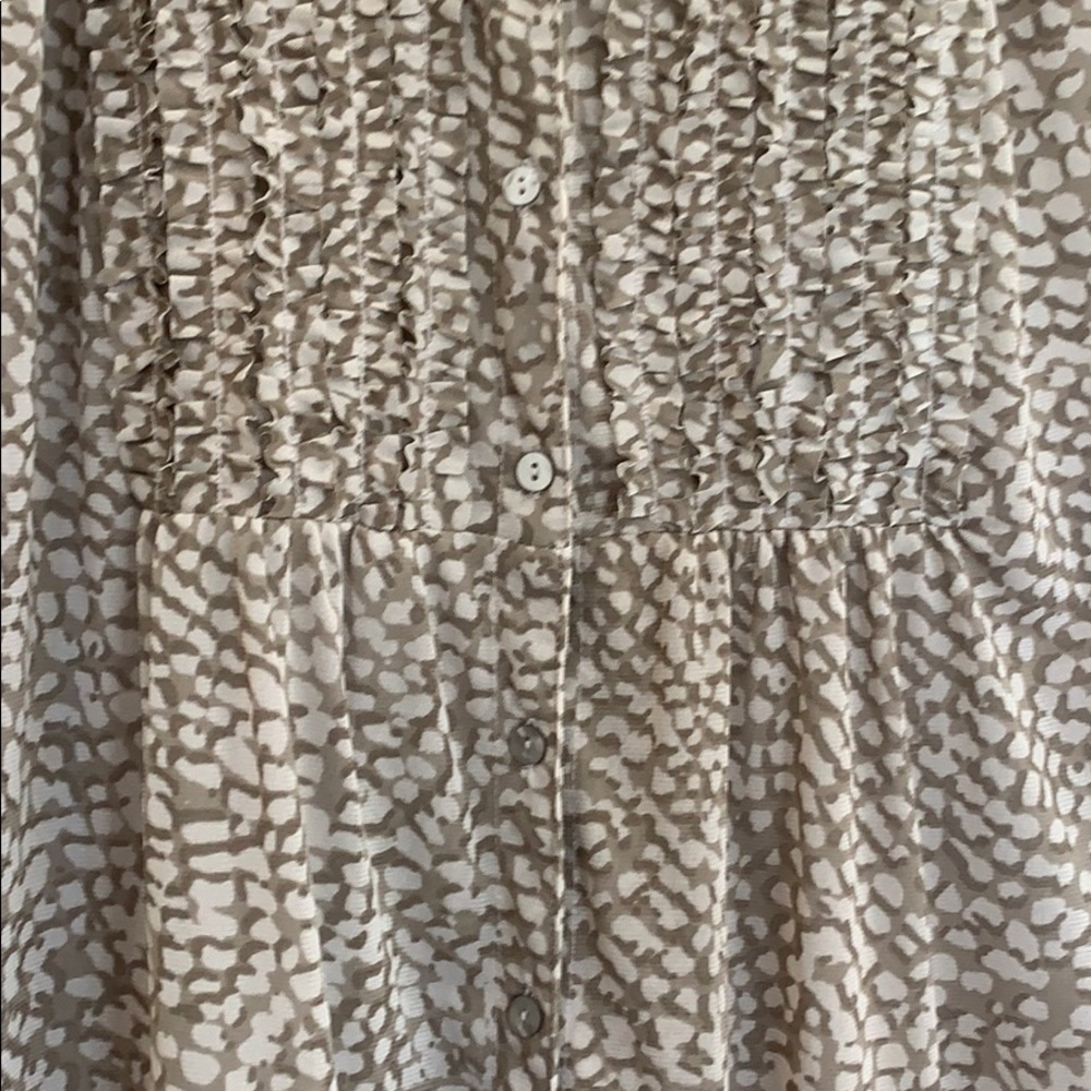 Frilly Blouse - Picture 6 of 7